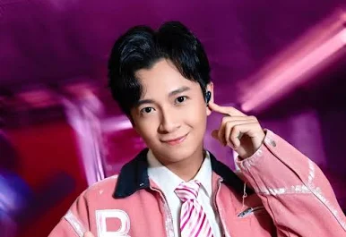 Chuyện gì đang xảy ra ở show có Ngô Kiến Huy