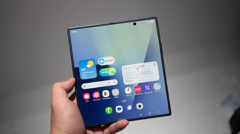  Galaxy Z Fold7 Gây Bất Ngờ Khi Vượt Z Flip7 Về Lượng Đặt Trước