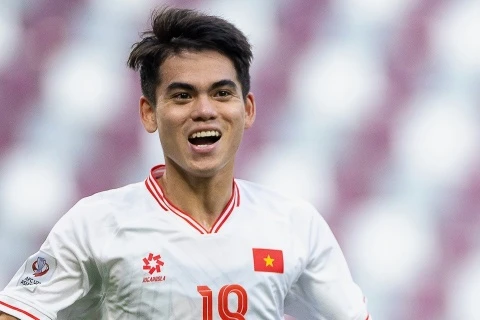 U23 Việt Nam thắng U23 Lào 1-0: Văn Khang ghi bàn quyết định tại giải U23 Đông Nam Á 2025